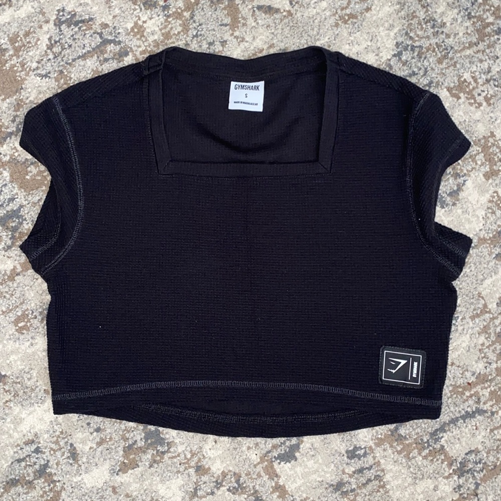 Gymshark cropped black waffle workout top size small